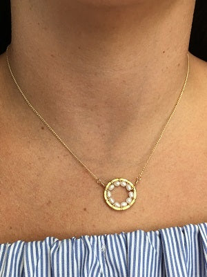 Circle Pearl Necklace