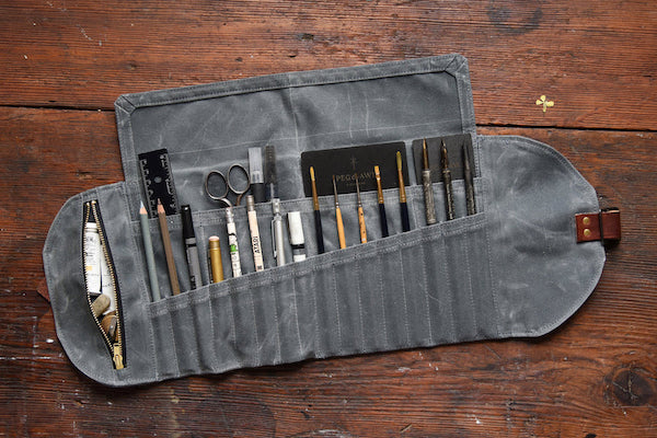 artist tool roll