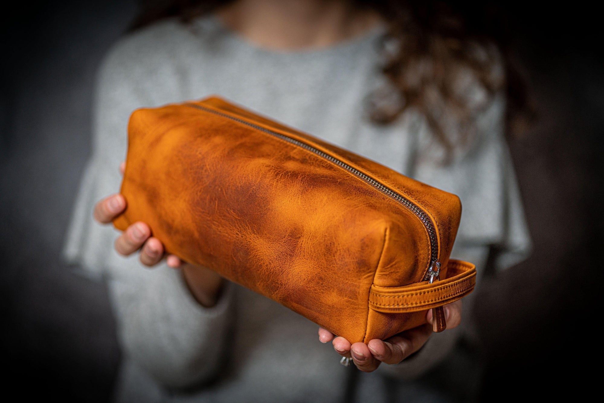 Leather Lunar Makeup / Toiletry Bag - Crazy Horse Brown