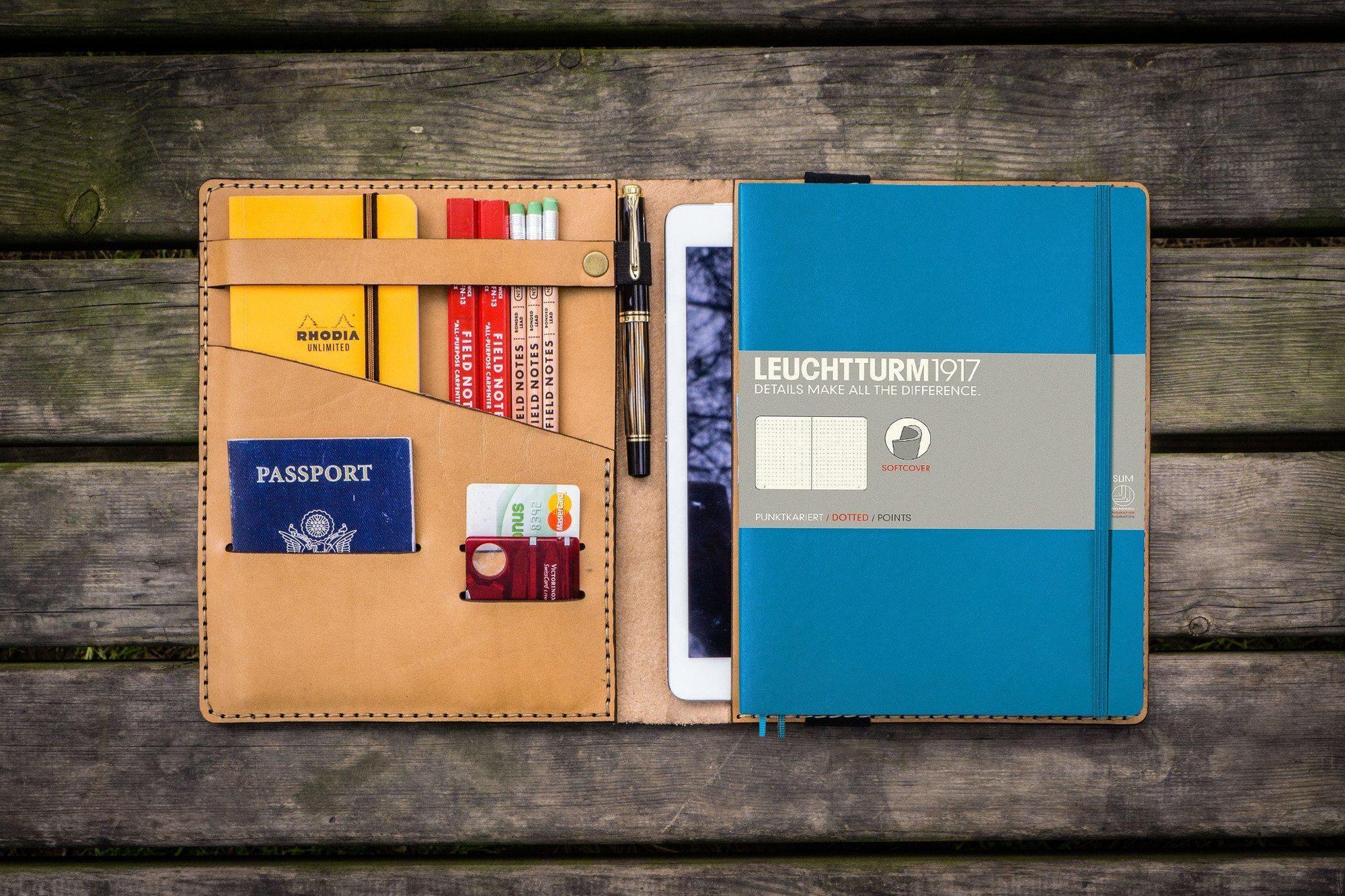 Leuchtturm B5 Composition Hardcover Notebook: Dotted Pages – Gift Horse