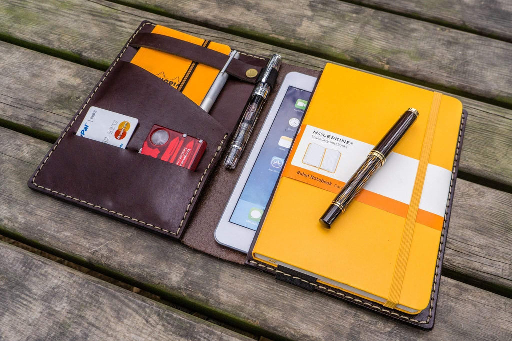 moleskine travel journal