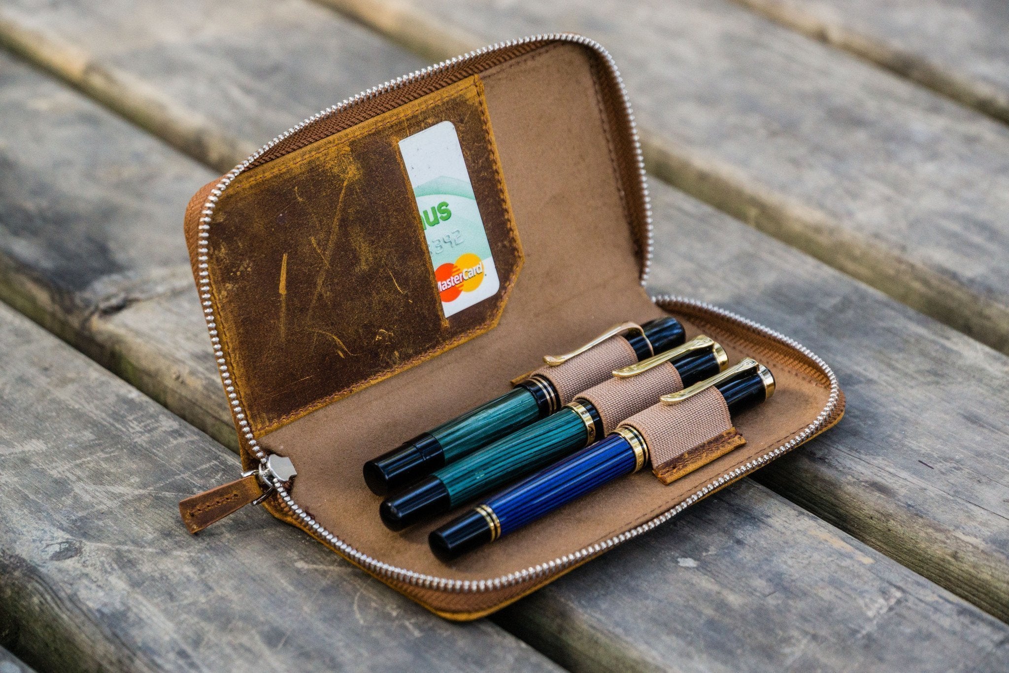 leather pen case zipper