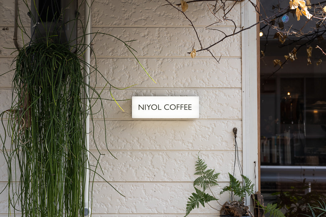 NIYOL COFFEE　看板