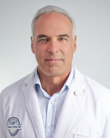 Dr Francisco Flores