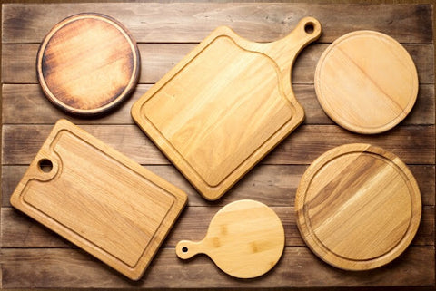 What are the Different Uses for Wood vs. Plastic Cutting Boards? - Made In