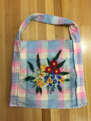 Woollen bag with flowers