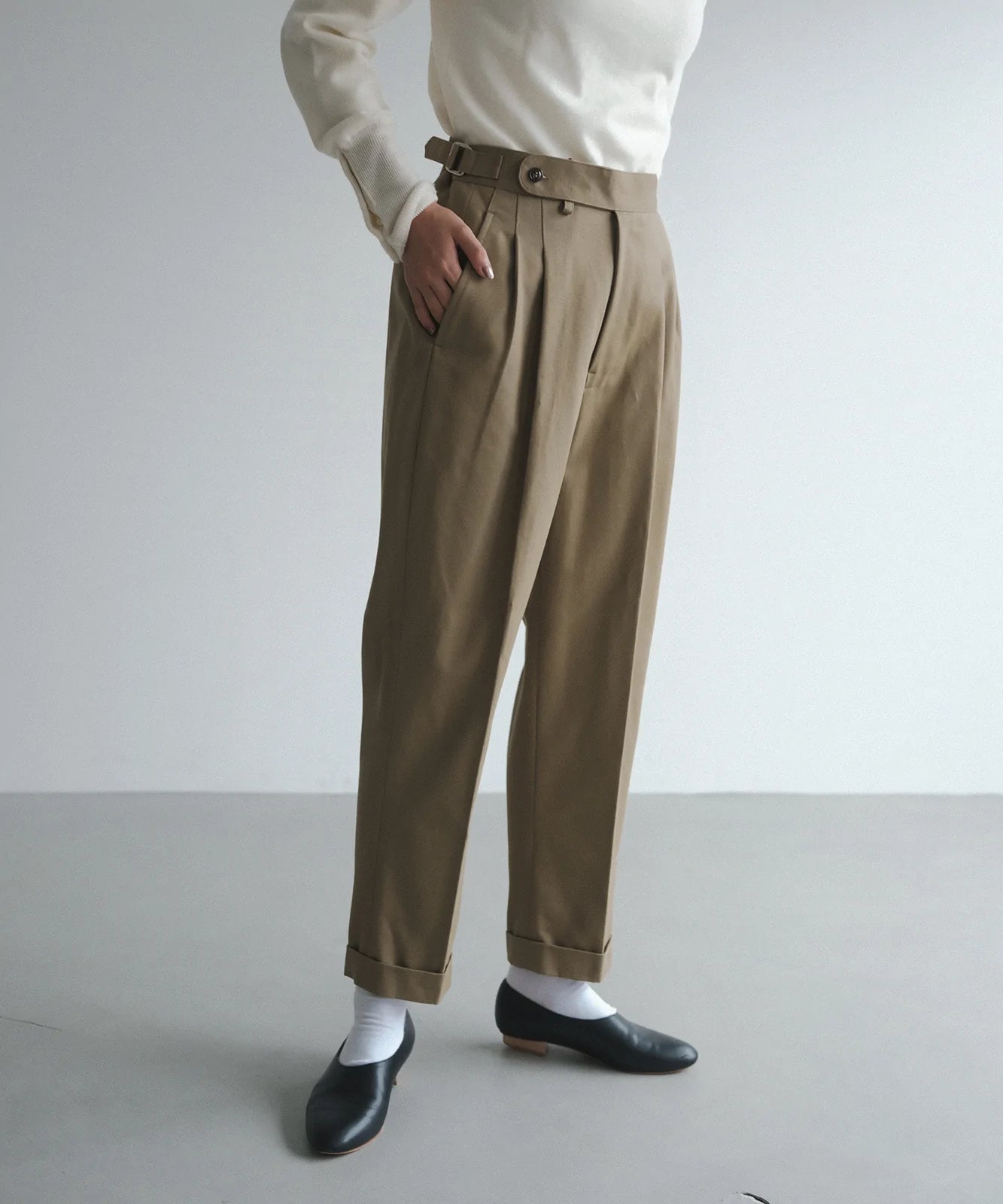 最大15%OFFクーポン foufou primitive tuck MUSEUM straight foufou パンツ｜THE pants