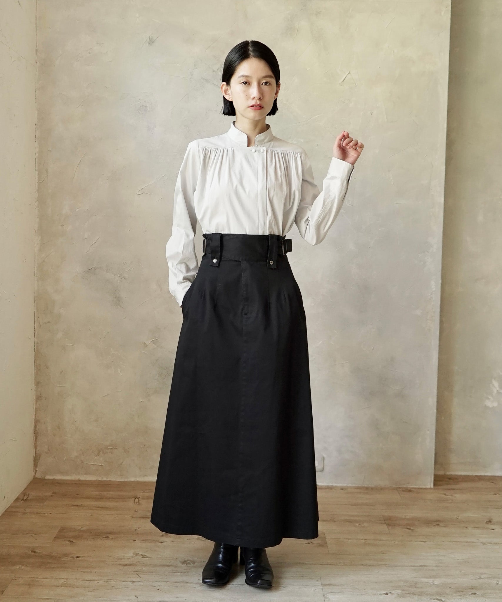 foufou holiday blouse skirt (平日 edition)-