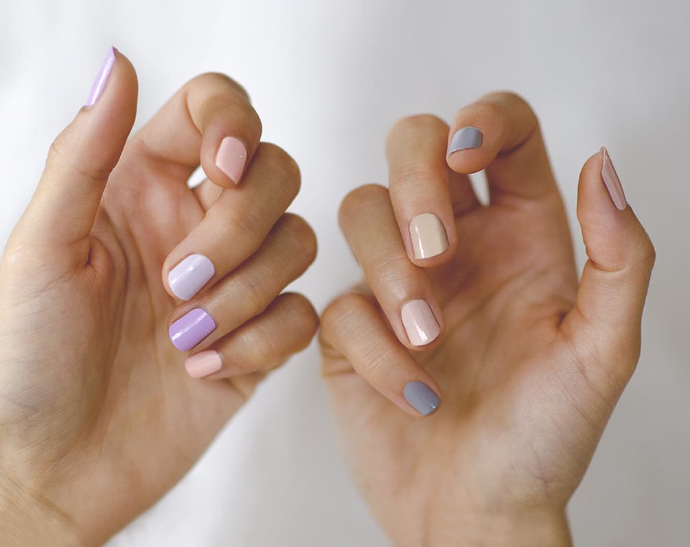 Pastel nail polish ombre on fair skin tone by sienna