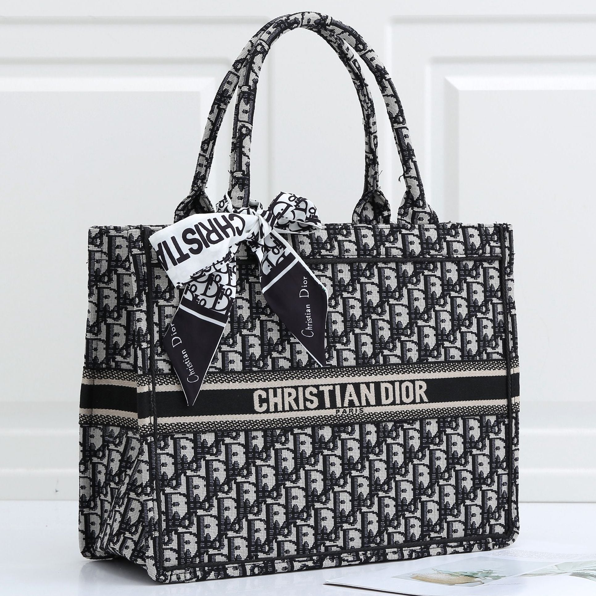 Christian Dior CD Classic Fashion Lady Shopping Bag Handbag Shou