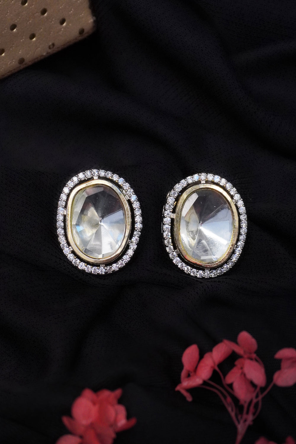 Diamond Stud Earrings A Valentines Gift That Will Delight Your Loved One   25karatscom Blog