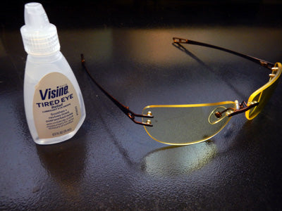 Jujimufu Gunnars, Visine Tired eyes