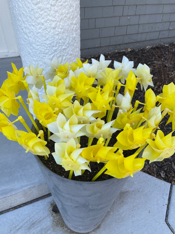 Oriental Trading Yellow Pinwheels