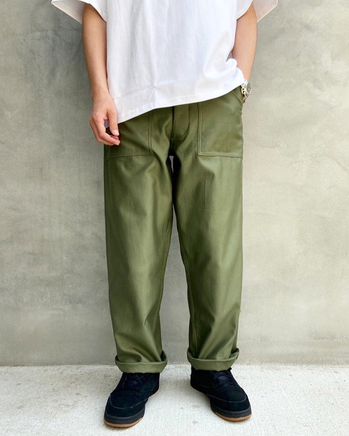 INTERIM/GIZA BACK SATIN BAKER PANTS