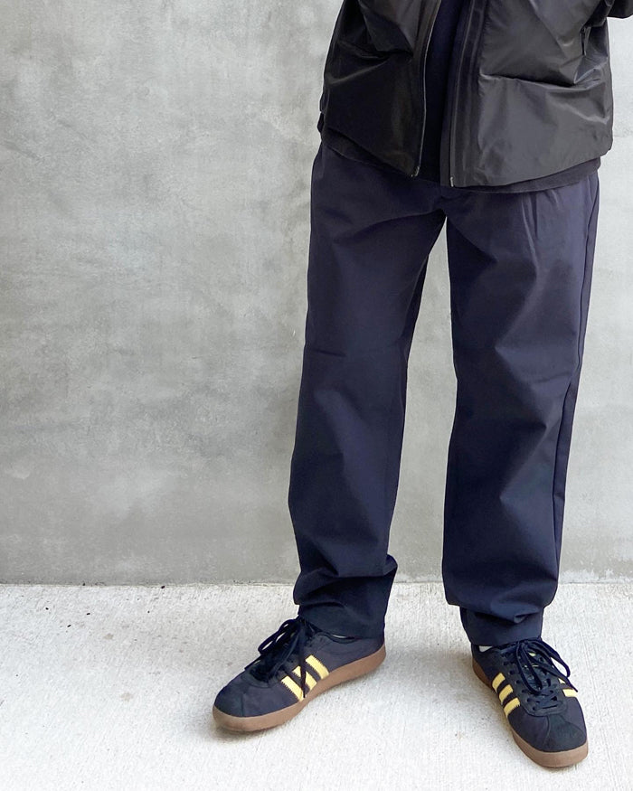 Goldwin/ONE TUCK TAPERED STRETCH PANTS