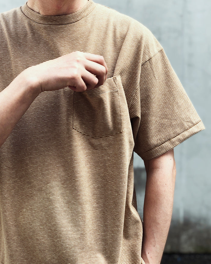 INTERIM/COTTON HEMP BORDER POCKET TEE