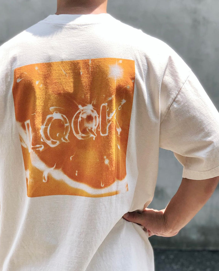 LQQK Studio/ORANGE FRUIT TEE (CREAM)