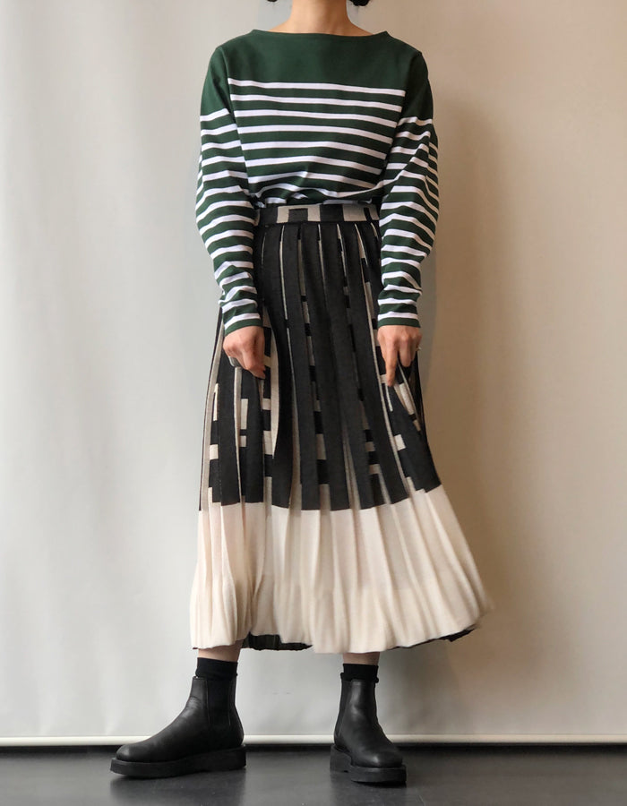 TAN/PLEATED BALLOON SKIRT