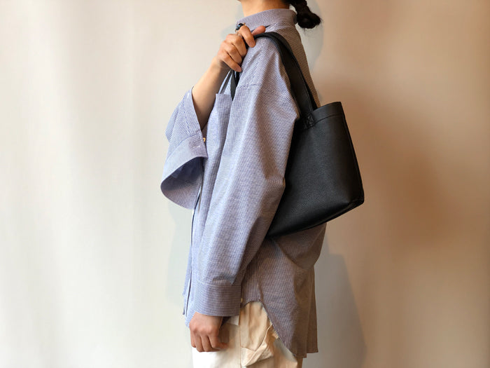 Aeta/PEBBLE GRAIN LEATHER TOTE S