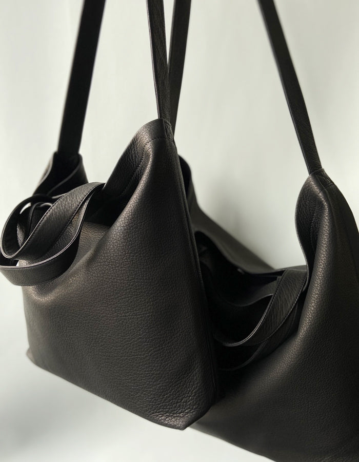 Aeta/DEER DOUBLE FACED SHOULDER TOTE