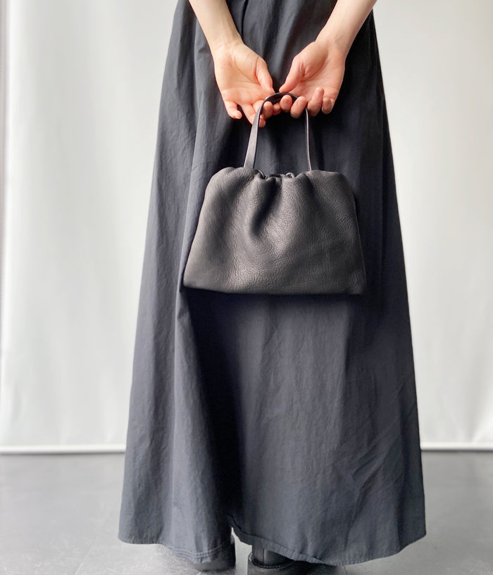 Aeta/DEER LEATHER ELASTIC TOTE S(BLACK)