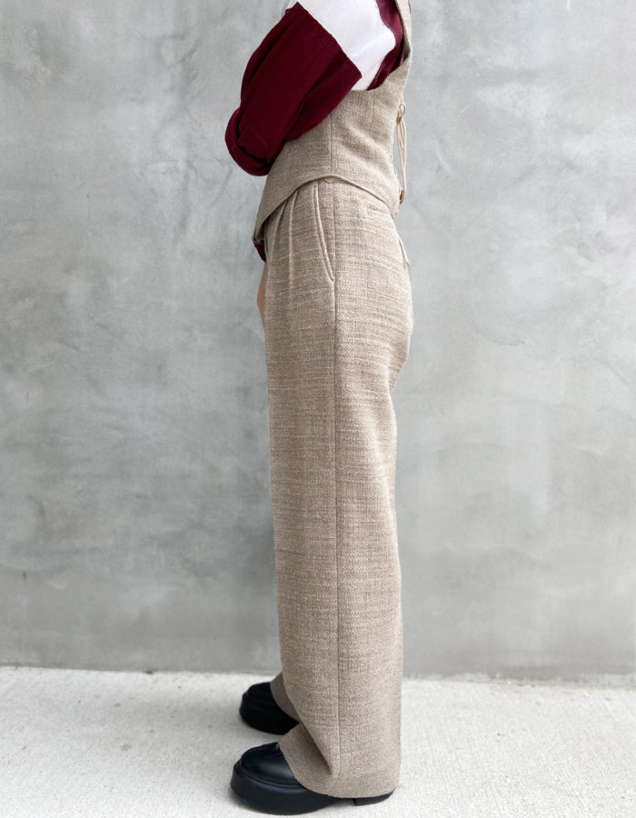 WRYHT/KNOTTED BACK PLEATED TROUSER(DUNE)