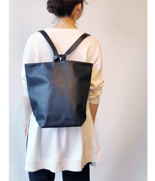 低価格 Aeta【COW KIP M】 RUCKSACK LEATHER - リュックサック