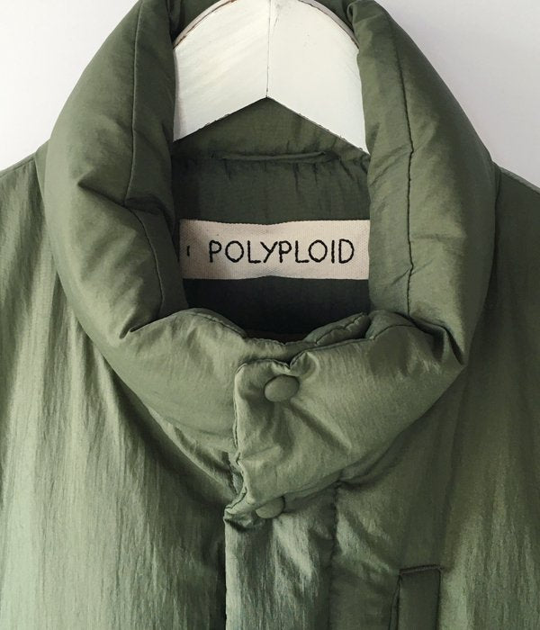 POLYPLOID/STAND COLLAR PUFFER COAT C (KHAKI)