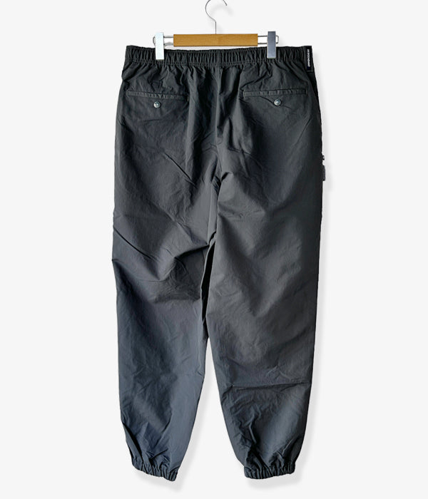 ひし型 DESCENDANT WHARF NYLON TROUSERS\n通常価格28 | www.tegdarco.com