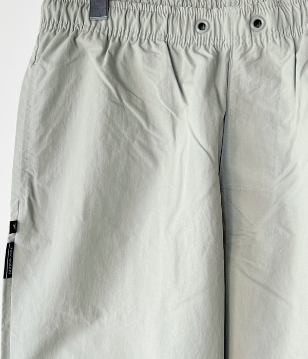 ひし型 DESCENDANT WHARF NYLON TROUSERS\n通常価格28 | www.tegdarco.com