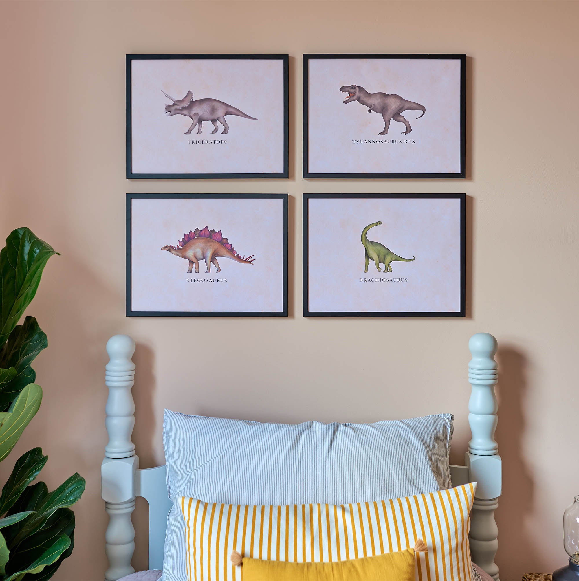 – Fine Roomytown Print Vintage Framed Art Dinosaurs