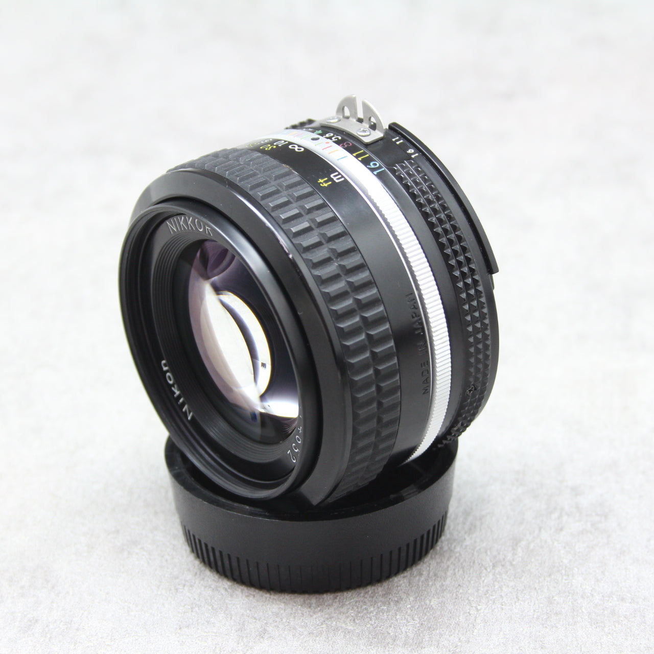 新品級 ニコン AI NIKKOR 50mm f1.4 MF レンズ A830 - レンズ(単