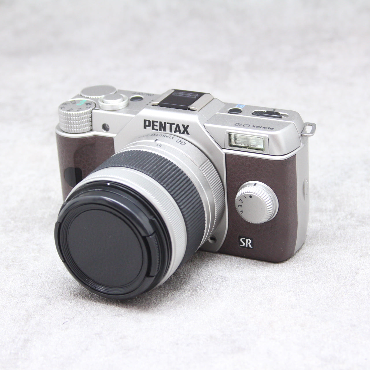 純正正規 PENTAX Q10 ダブルズームキット デジタルミラーレス一眼 Q