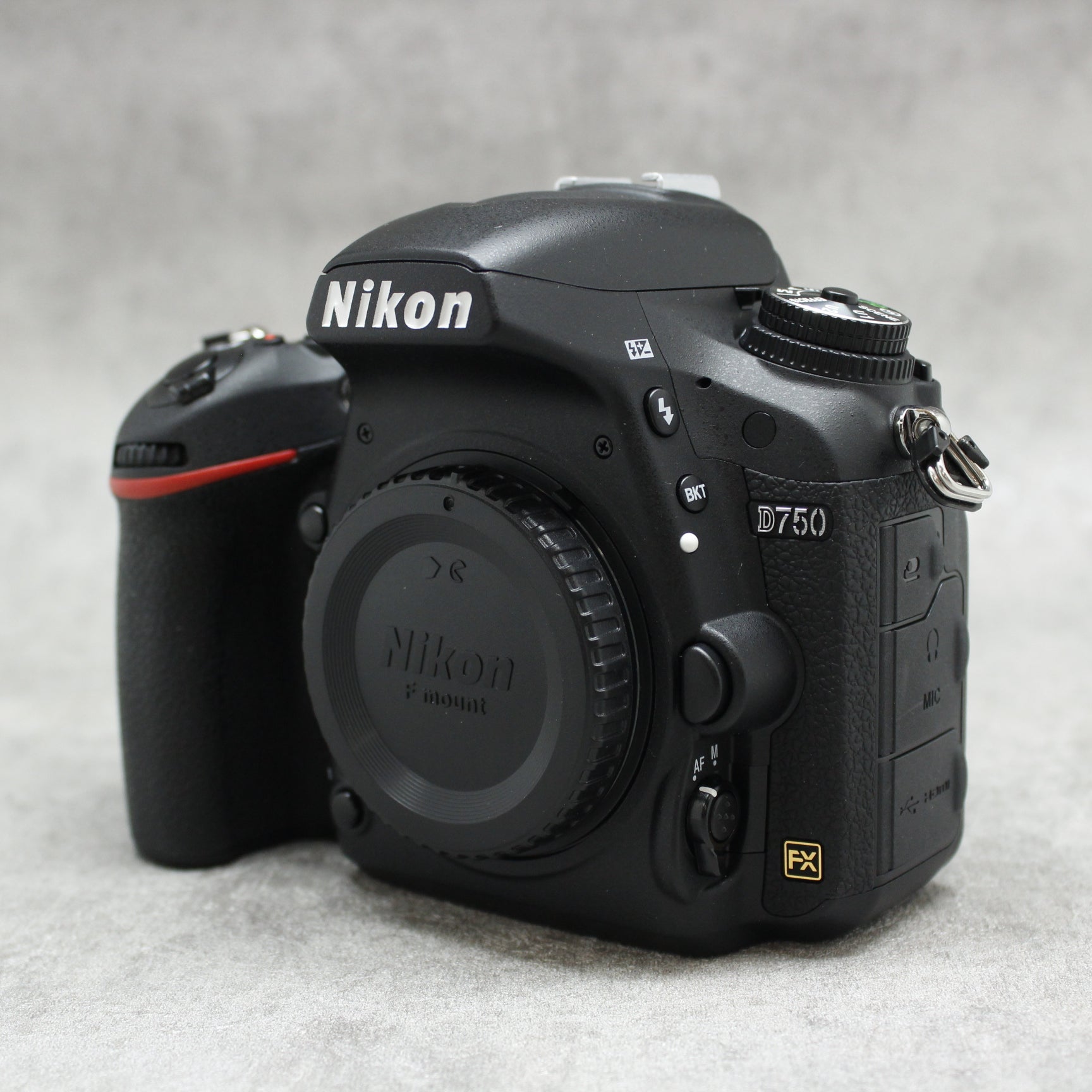 中古品 Nikon D750ボディ【4月22日(土)のYouTube生配信でご紹介