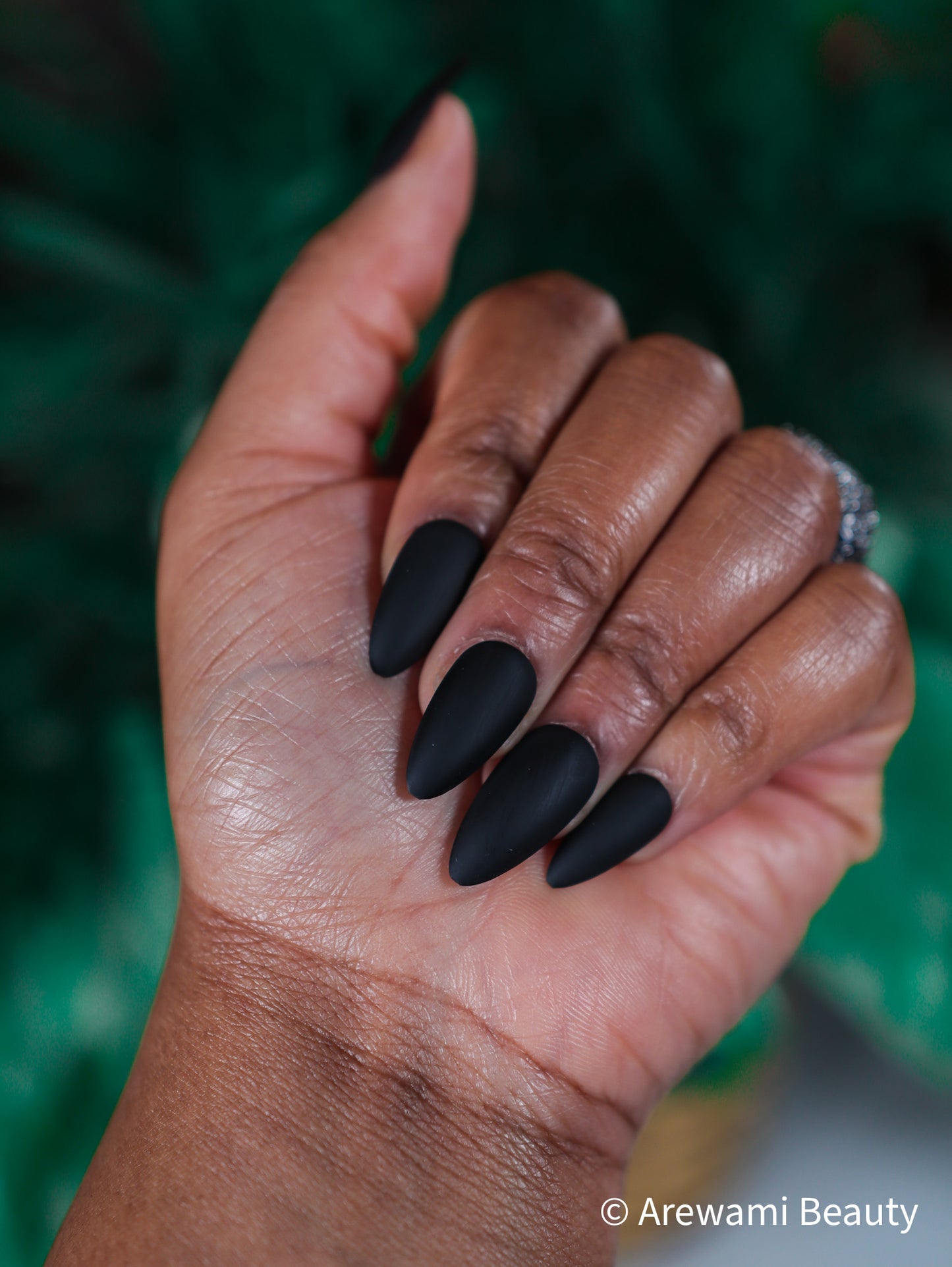 Pitch Black ⚫️ – AREWAMI BEAUTY BAR