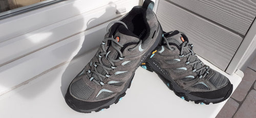 Chaussures de randonnée Merrell Gris