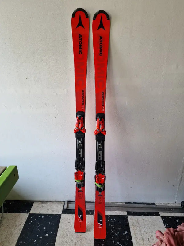 Skis alpins Atomic Redster S9 2020
