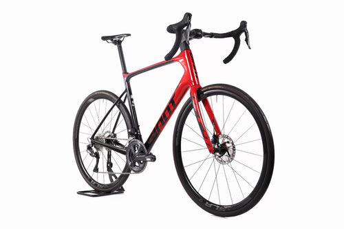 Giant Defy Advanced Pro 1 Di2 - Giant SLR-1 Disc Carbon (2020)