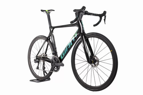 Giant Propel Advanced Pro Disc - Mavic Cosmic Carbon (2022)