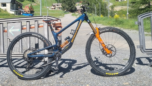 VTT Nukeproof giga