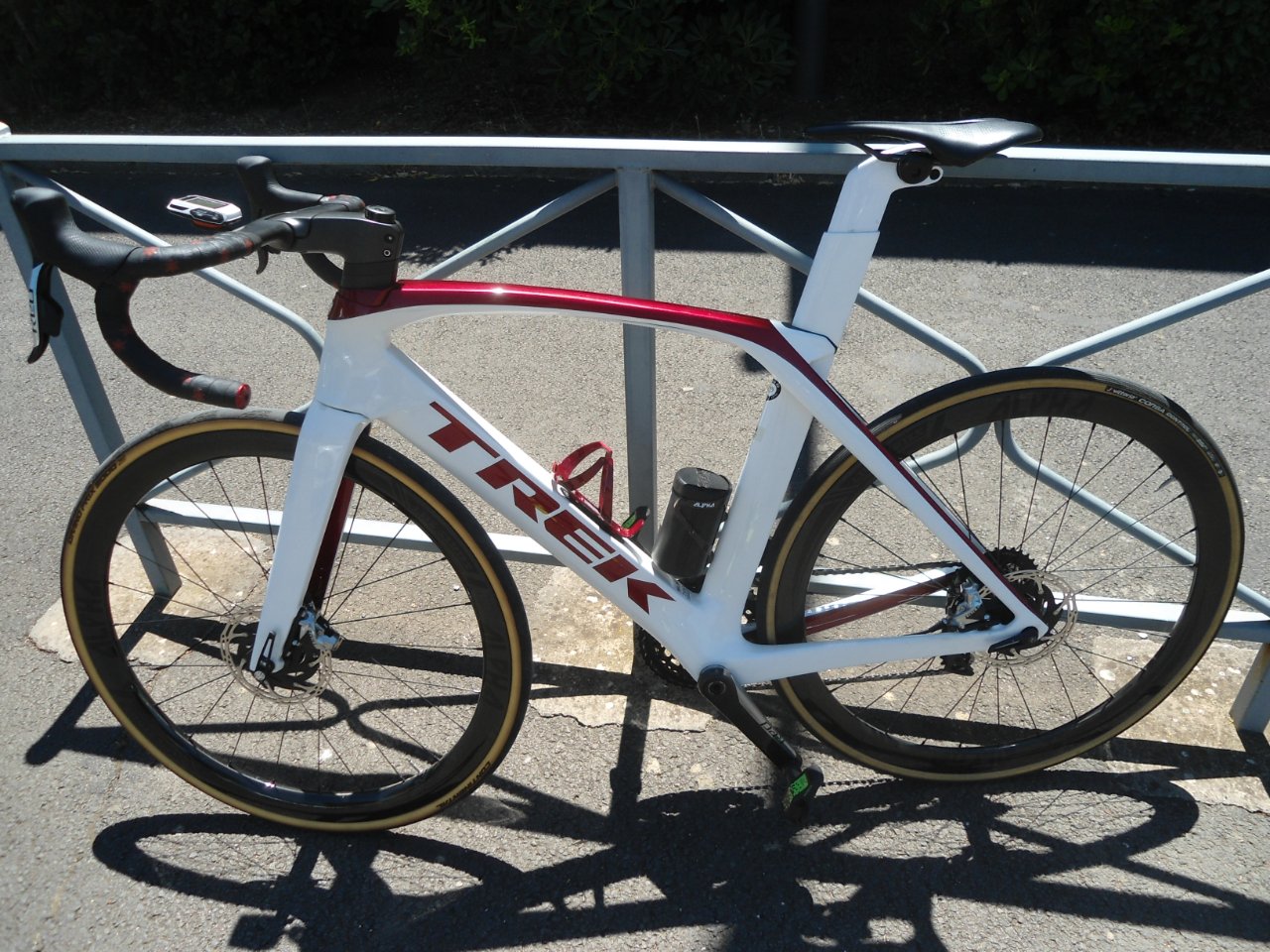 Vélos de route Trek Madone SLR Rouge