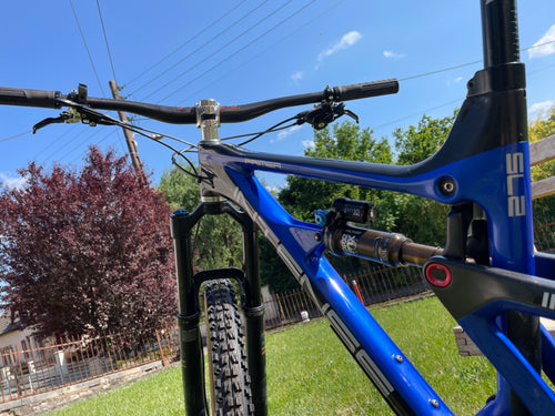 VTT Intense Primer 275 Bleu