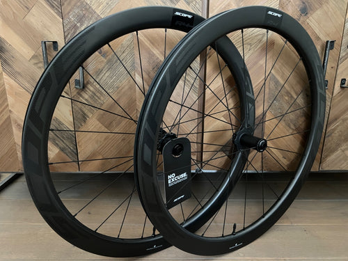 Roues Scope R4 Disc Carbon/28" Shimano/SRAM