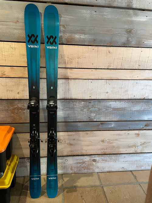 Skis alpins Völkl