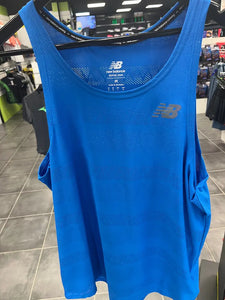 T-shirts  New Balance Q Qpeed