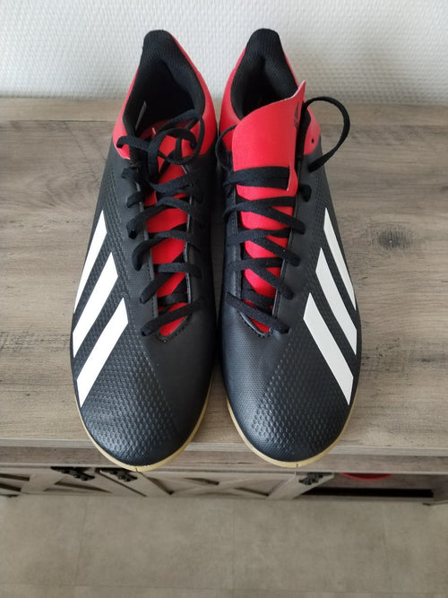 Chaussures Adidas X 18.4