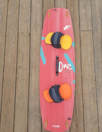 Planches de kitesurf F-one One 2022 5,5