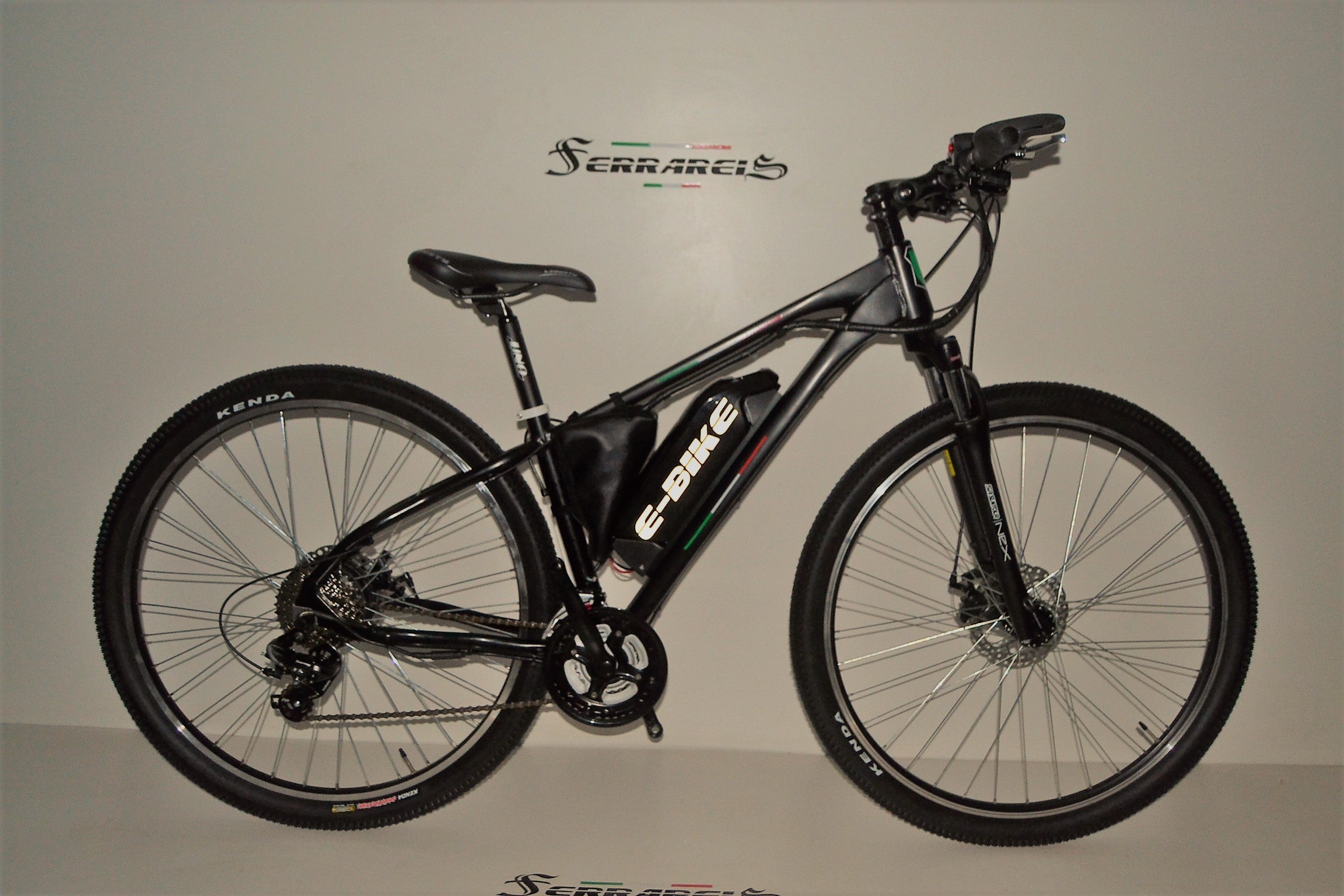 VTT lectriques Bici mtb elettrica 29 nera Mixte Barooders