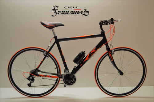 Bici ibrida 28 nero arancio personalizzabile