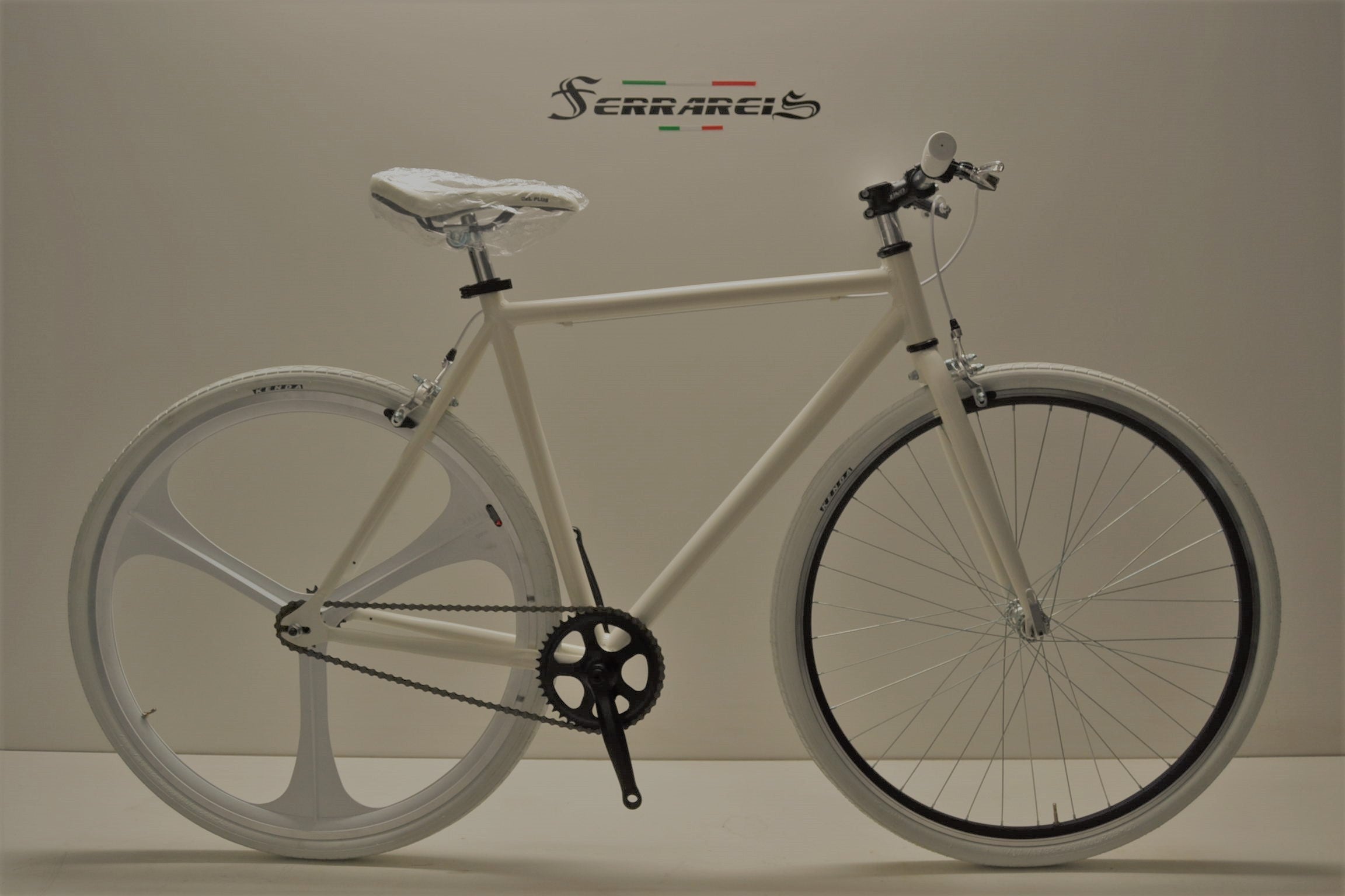 Fixed 28 bici bianco single speed personalizzabile